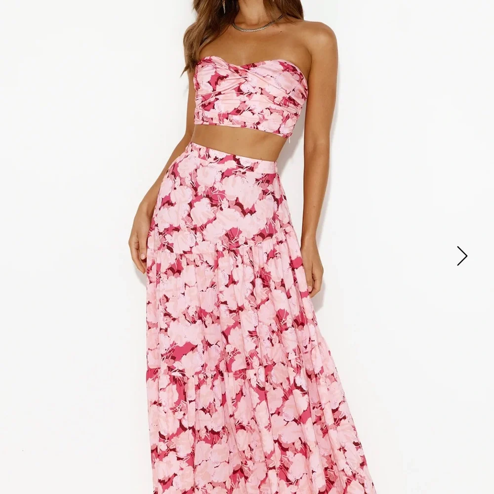 HELLO MOLLY ESCAPING REALITY MAXI SKIRT PINK - Picture 1 of 4
